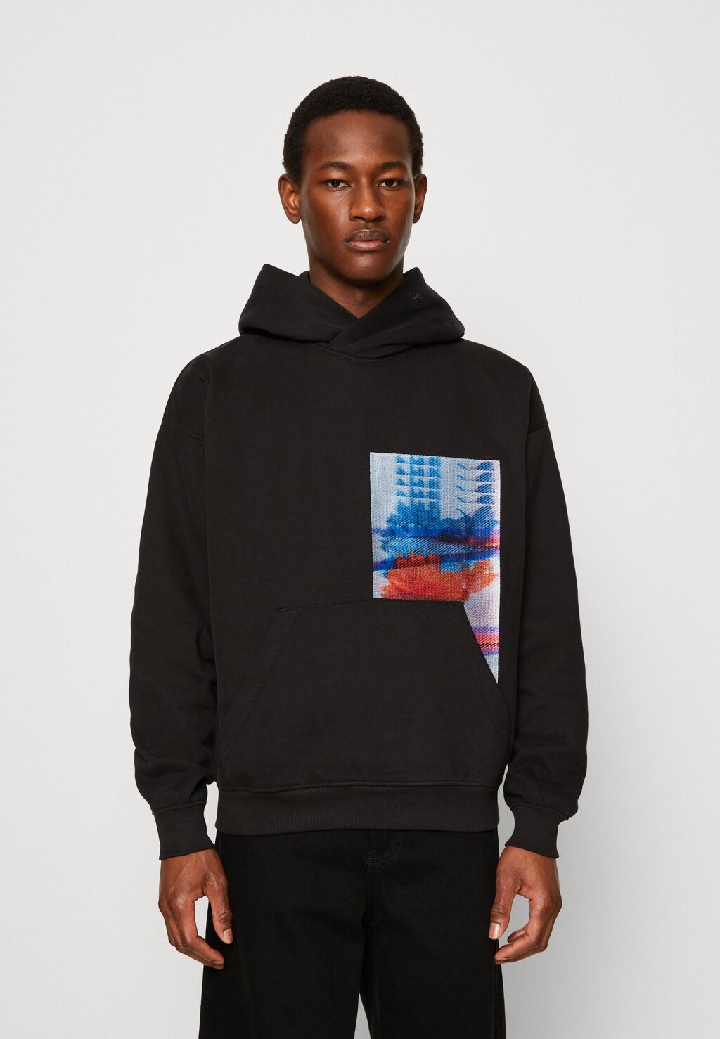 

Худи Calvin Klein Jeans, черный