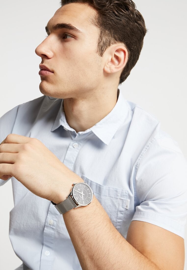 

Часы Breil