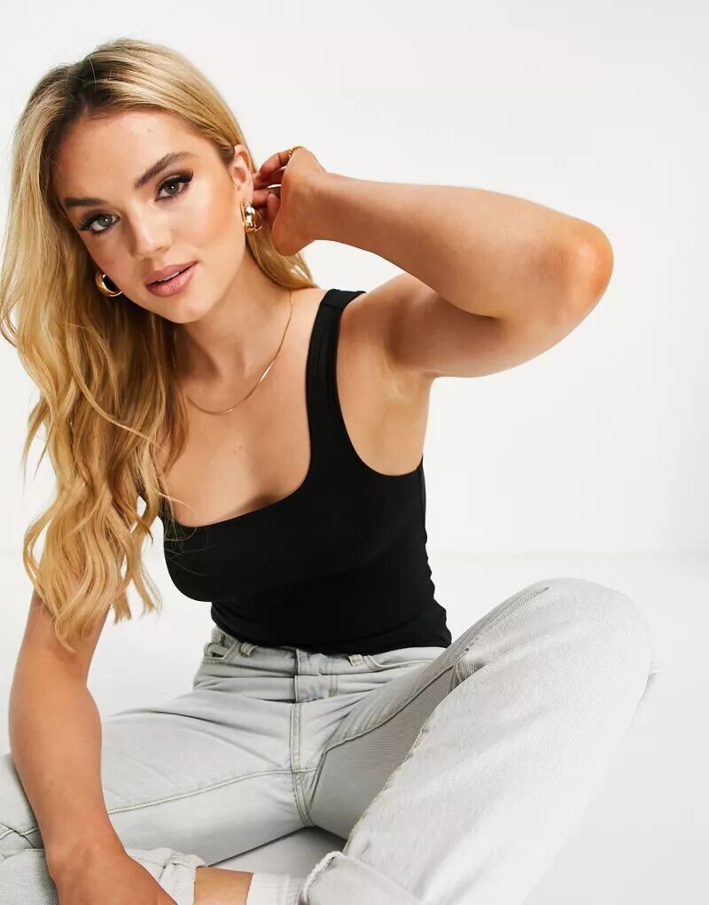 

Черная майка с вырезом-лодочкой спереди и сзади ASOS