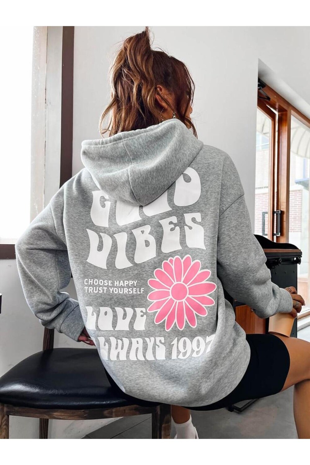 

Женская серая толстовка с капюшоном и принтом Good Vibes 1997 Know, серый
