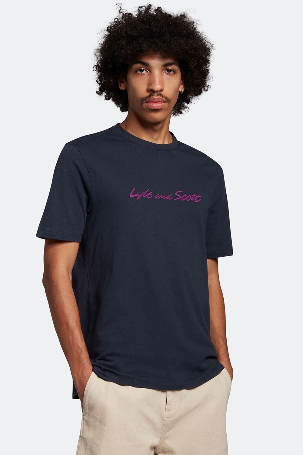 

Синяя футболка с вышивкой Lyle & Scott, синий