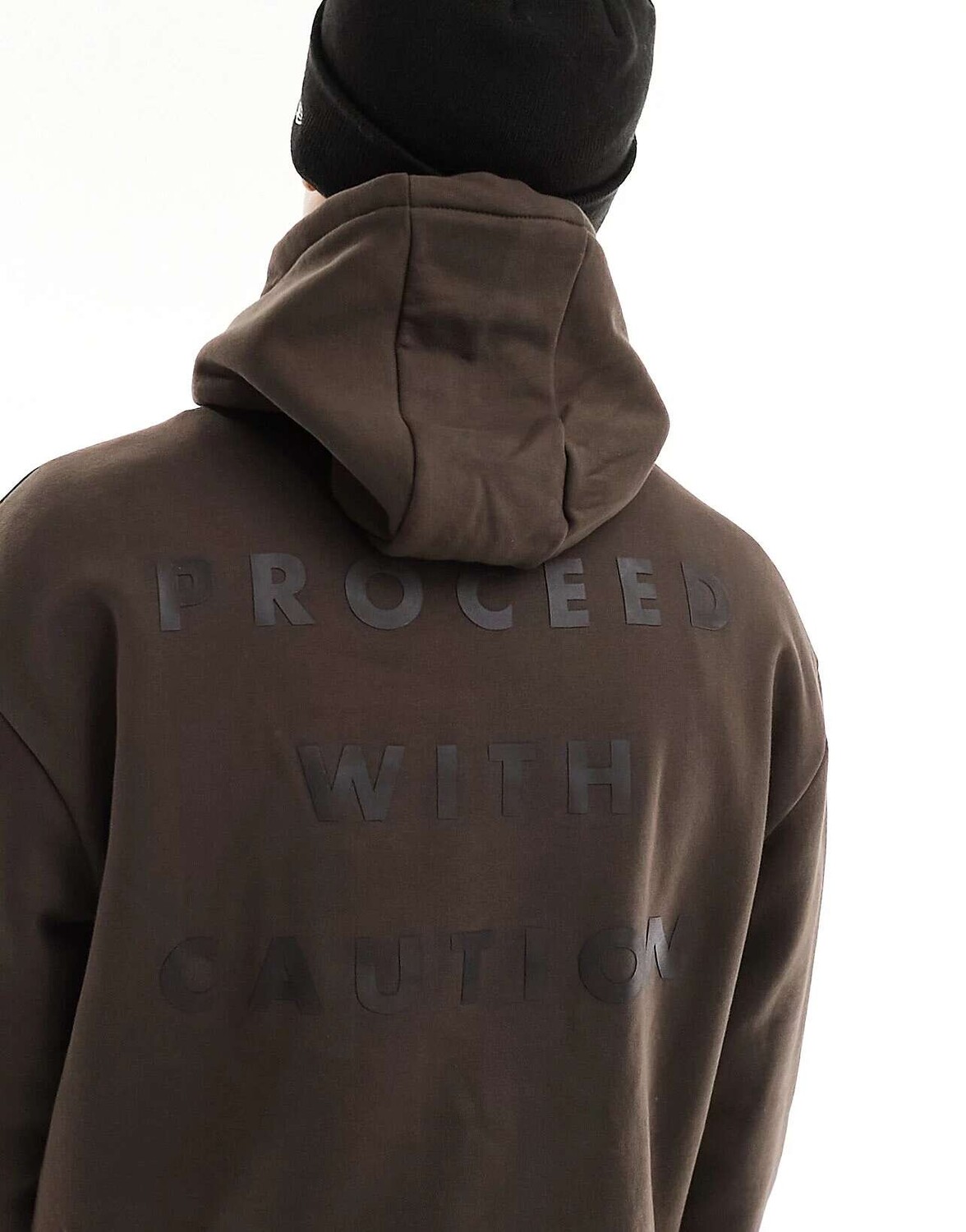 

Коричневый худи Pull&Bear continue with осторожны