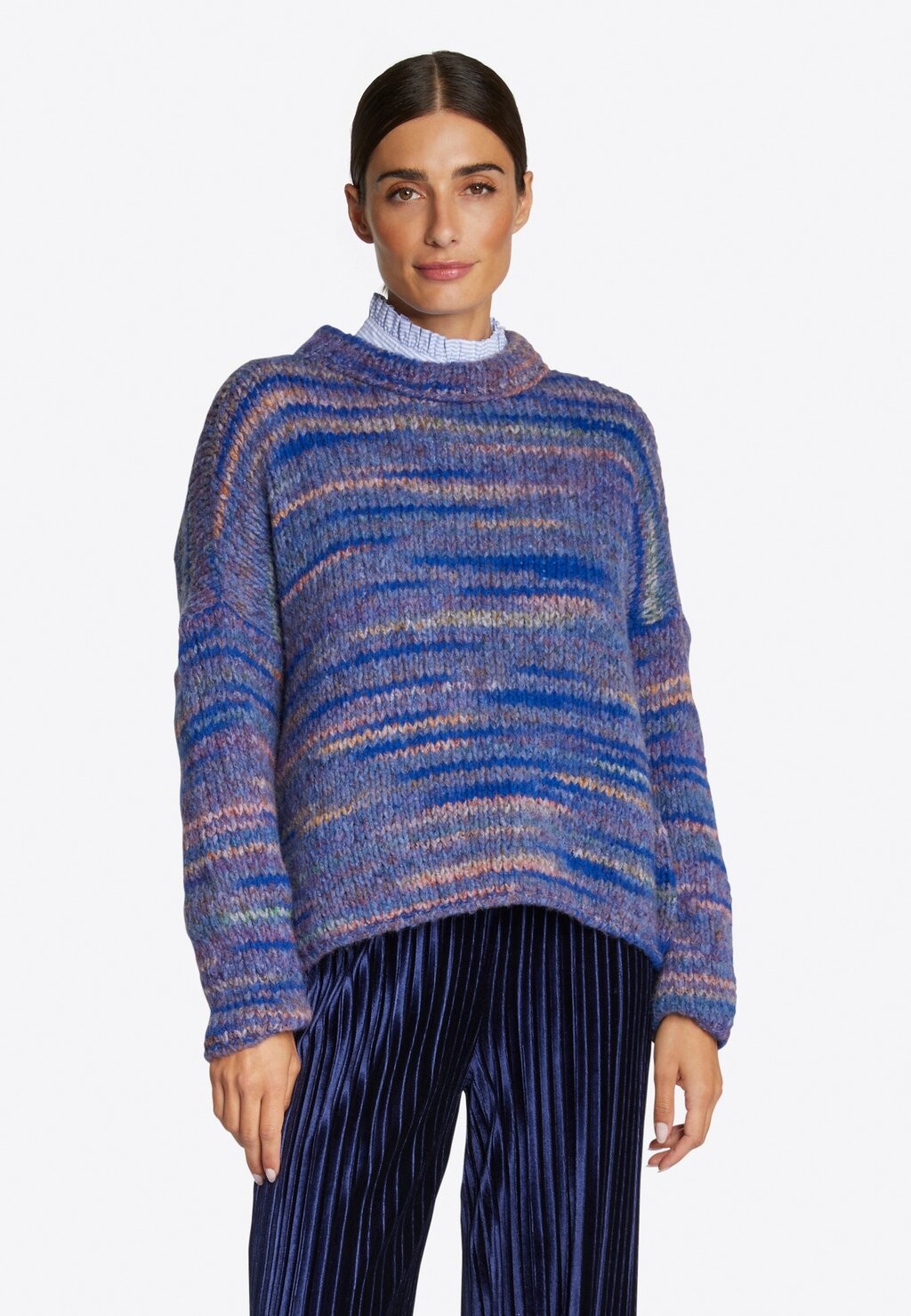 

Свитшот Rich & Royal WEITER, цвет palace blue