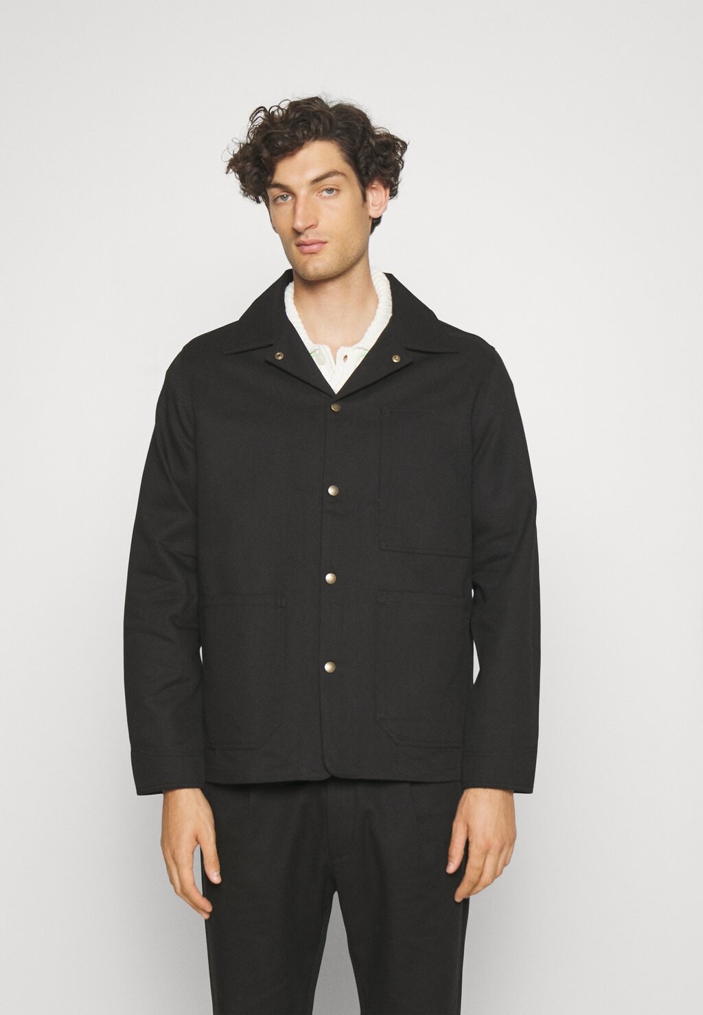 

Легкая куртка LIGHT FIELD JACKET UNISEX Rotholz, черный