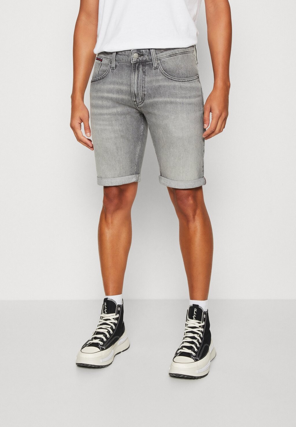 

Джинсовые шорты Tommy Jeans