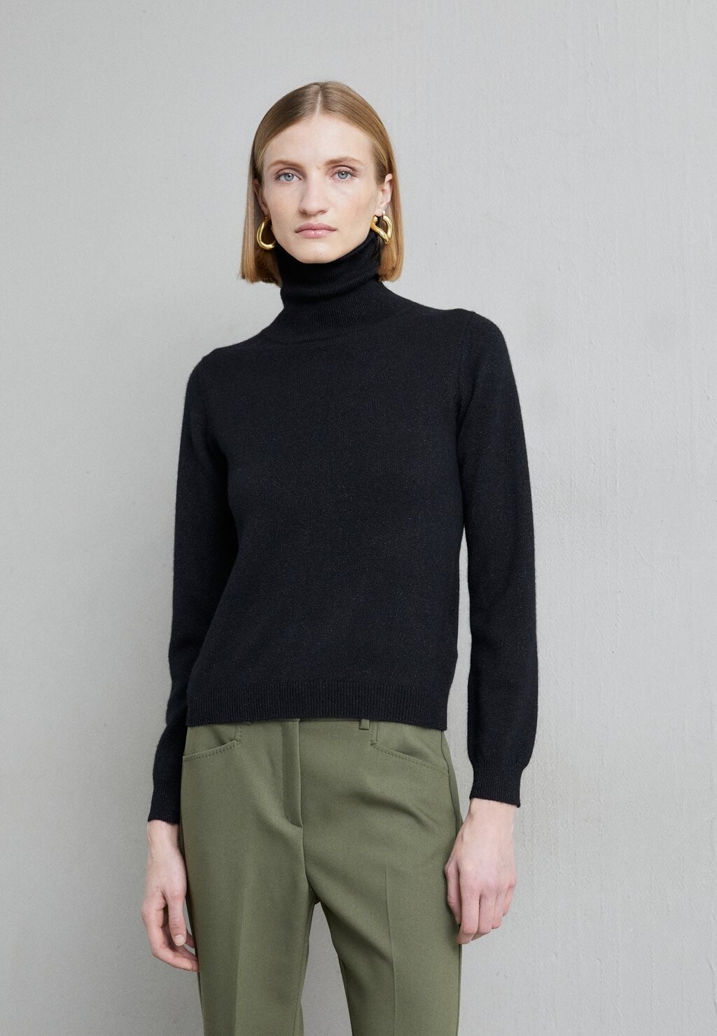 

Джемпер ZELDA SHIMMER ROLL NECK KNITID, черный