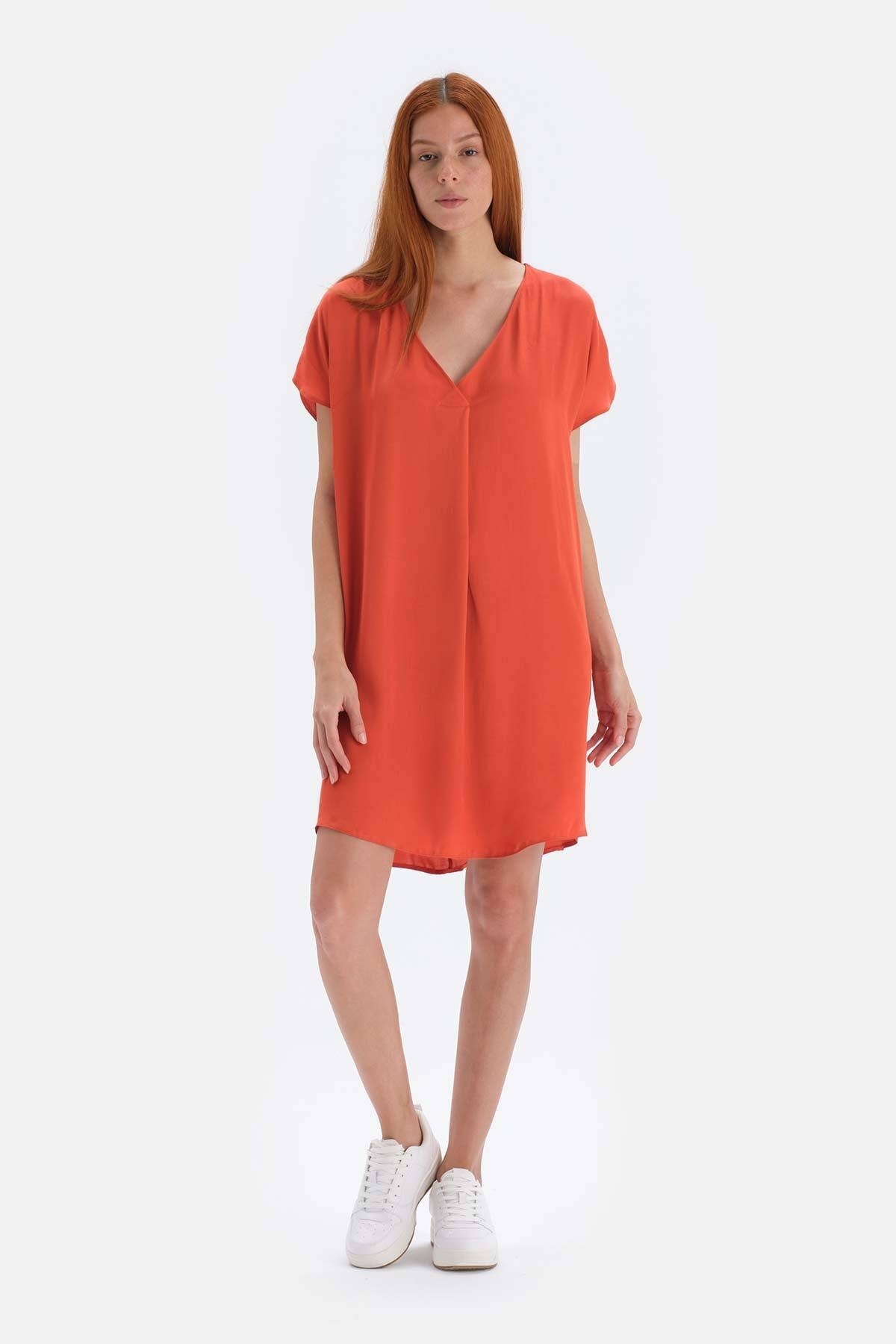 Платье из вискозы с атласной поверхностью кирпичного цвета Dagi, оранжевый толстовка addis comfort кирпичного цвета grimelange оранжевый