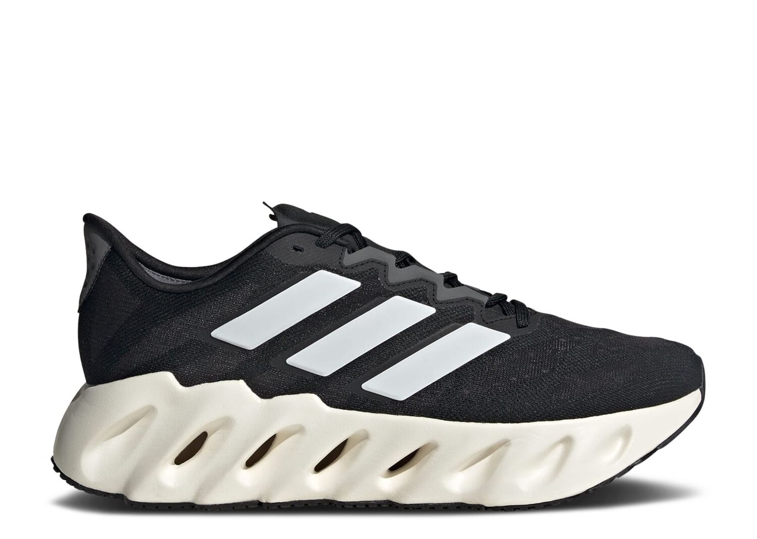 

Кроссовки adidas Switch Fwd 'Black White', черный