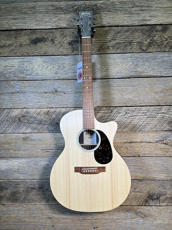 

Акустическая гитара Martin GPC-X2E w/Gig Bag