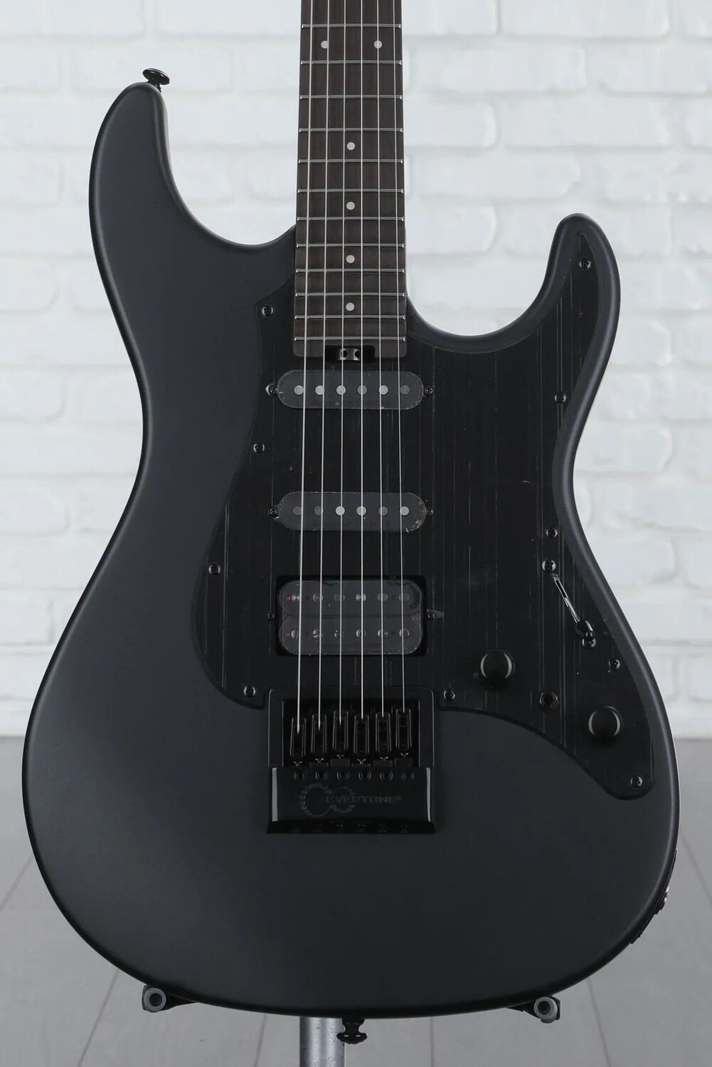 

Электрогитара ESP LTD SN-1000 EverTune — угольно-сатиновый металлик