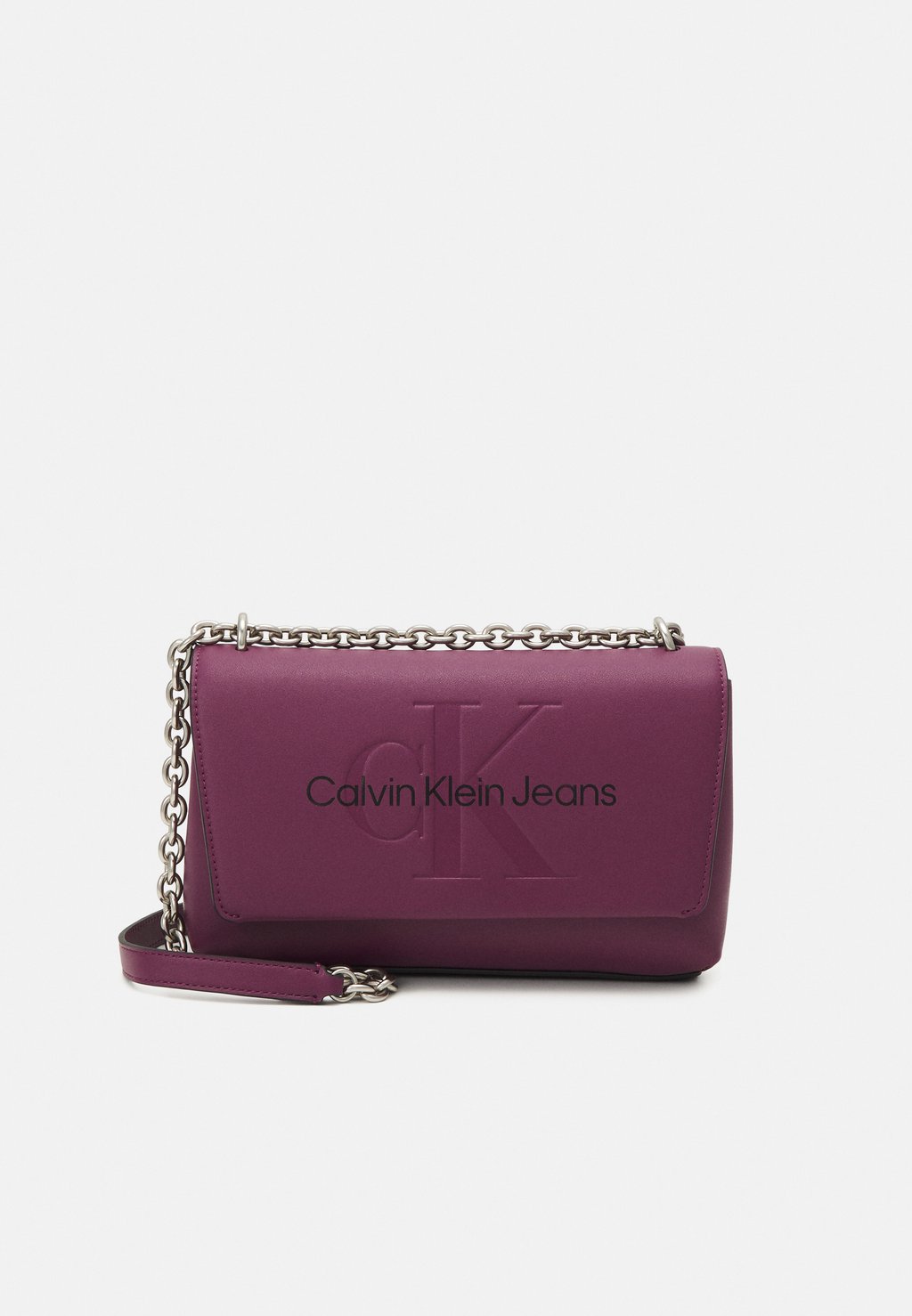 Сумка Calvin Klein Jeans SCULPTED FLAP MONO, цвет amaranth сумка через плечо sculpted flap mono calvin klein jeans цвет white silver logo