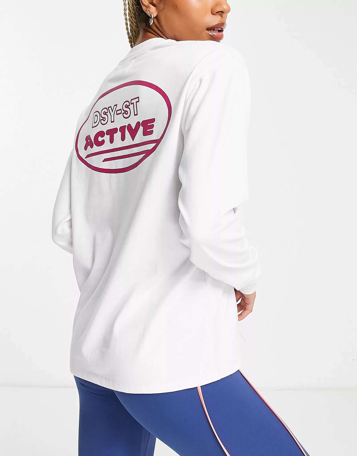 

Белая футболка с длинными рукавами и принтом на спине Daisy Street Active, Белый