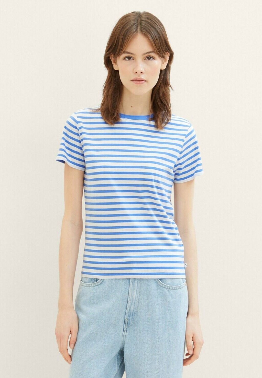 Футболка с принтом TOM TAILOR DENIM, цвет white mid blue stripe толстовка tom tailor denim цвет rose white structure stripe