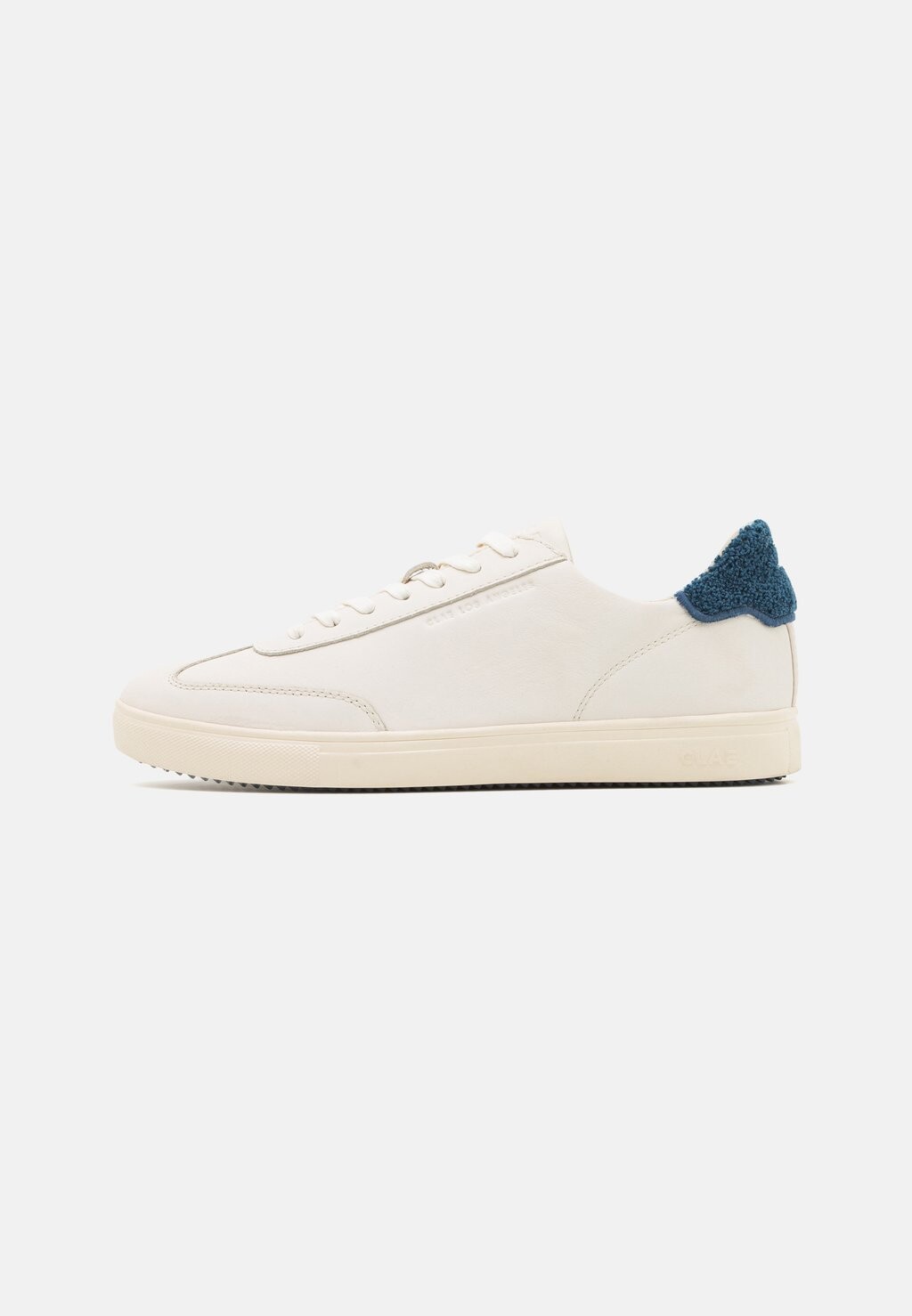 

Кроссовки Clae