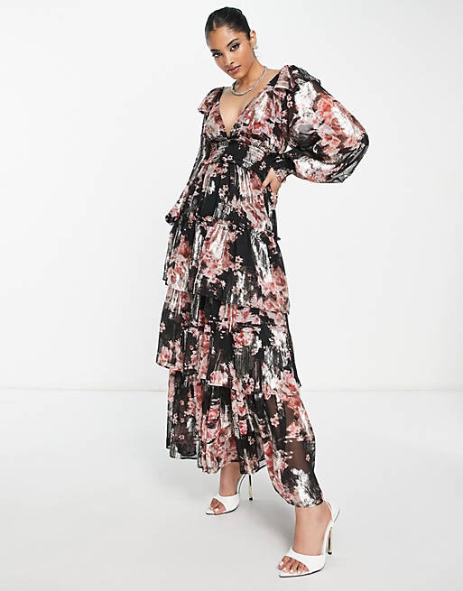

Черное многоярусное платье макси с глубоким вырезом и рюшами ASOS DESIGN