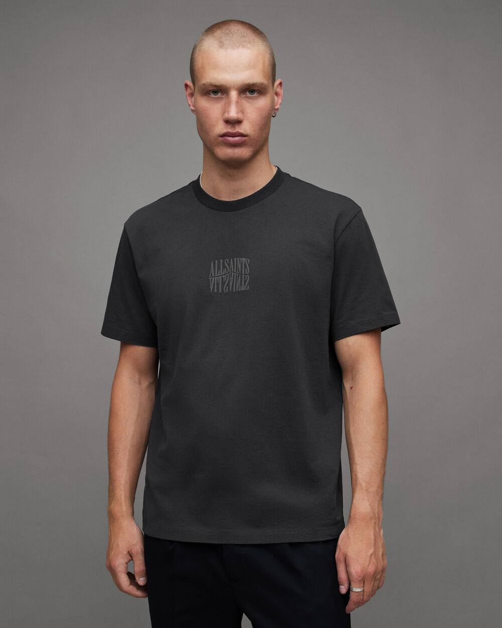 

Футболка с круглым вырезом Varden Warped Logo AllSaints, мытый черный
