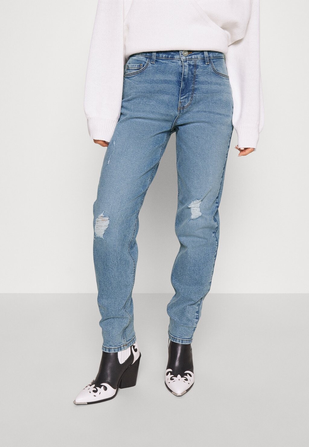 

Джинсы Tapered Fit Pieces Petite