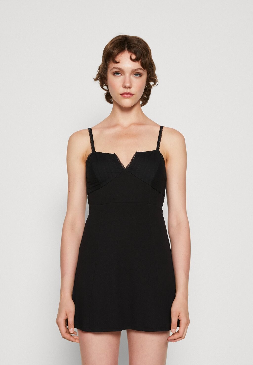 

Платье из джерси PINTUCK BUST SLIM MINI American Eagle, черный