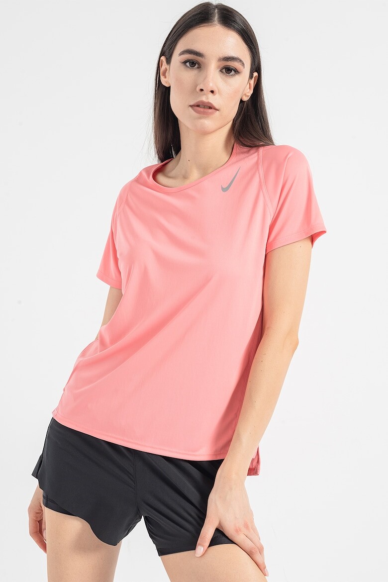 

Футболка для бега с технологией Dri-Fit Nike, розовый