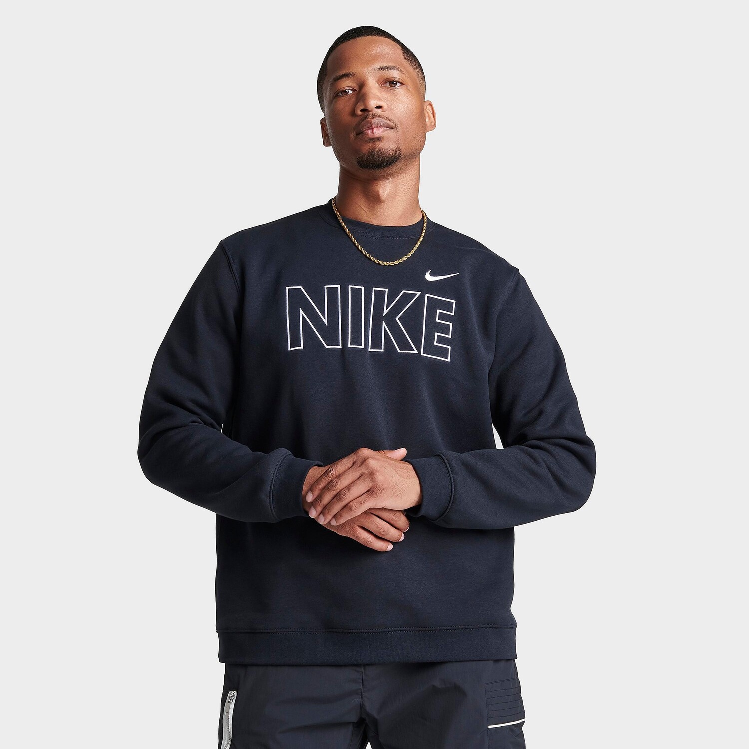 

Мужской флисовый свитшот с круглым вырезом Nike Sportswear Club, черный