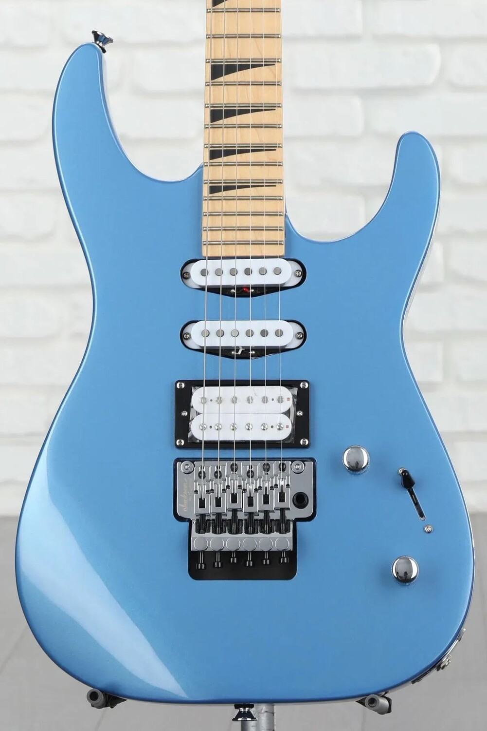 

Новая электрогитара Jackson X Series DK3XR M HSS — Frostbyte Blue