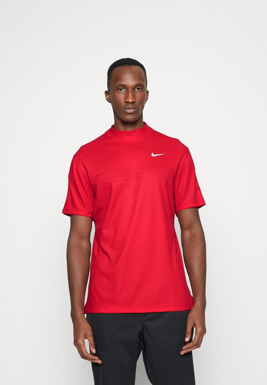 

Футболка Nike