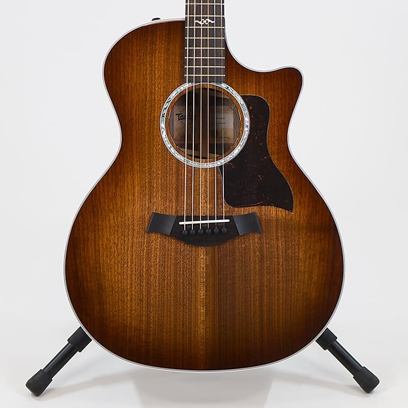 Акустическая гитара Taylor 424ce Special Edition Grand Auditorium Acoustic-Electric - Solid Walnut with Ebony Fingerboard