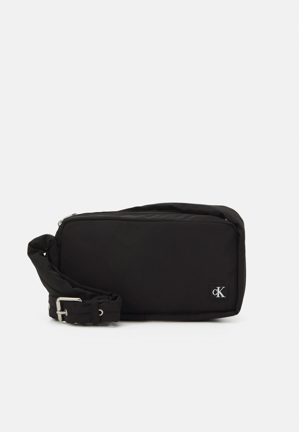 

Сумка Calvin Klein Jeans БЛОК CROSSBODY, черный