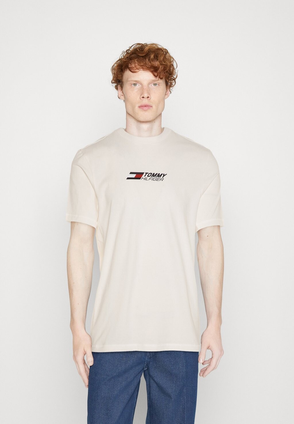 

Футболка с принтом Tommy Hilfiger, белый