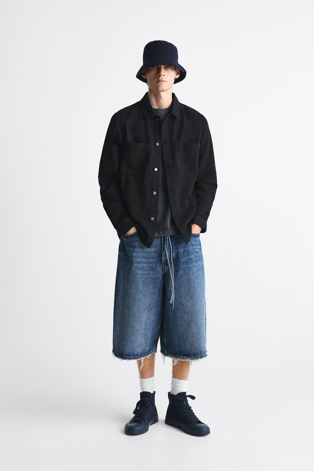 

Цветная джинсовая рубашка ZARA, черный