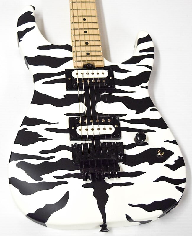 

Электрогитара Charvel Pro-Mod DK Signature Satchel Satin White Bengal