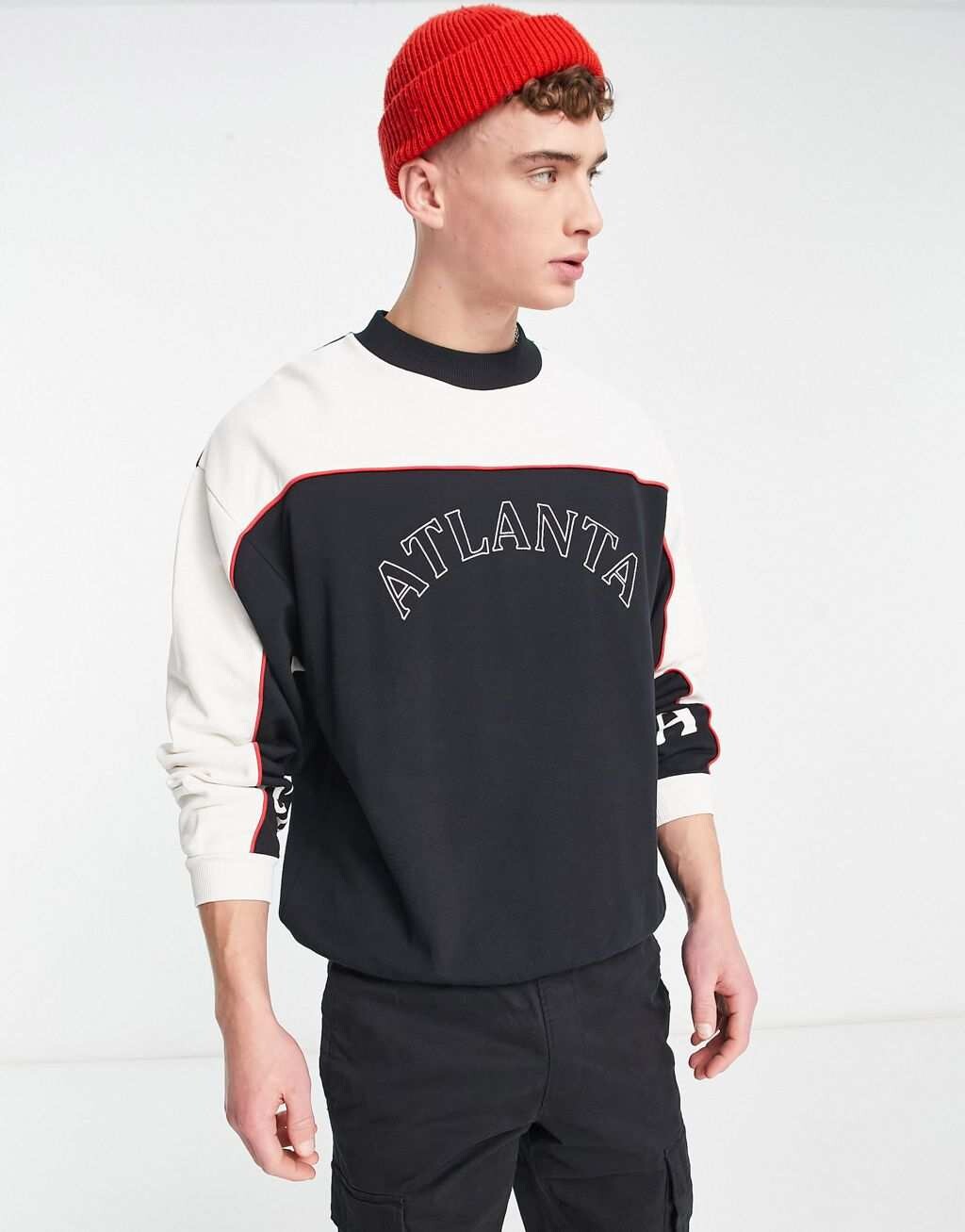 

Толстовка оверсайз в стиле колор-блок с городским принтом ASOS DESIGN