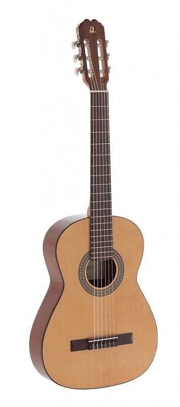 

Акустическая гитара ADMIRA FIESTA CLASSICAL GUITAR OREGON PINE TOP