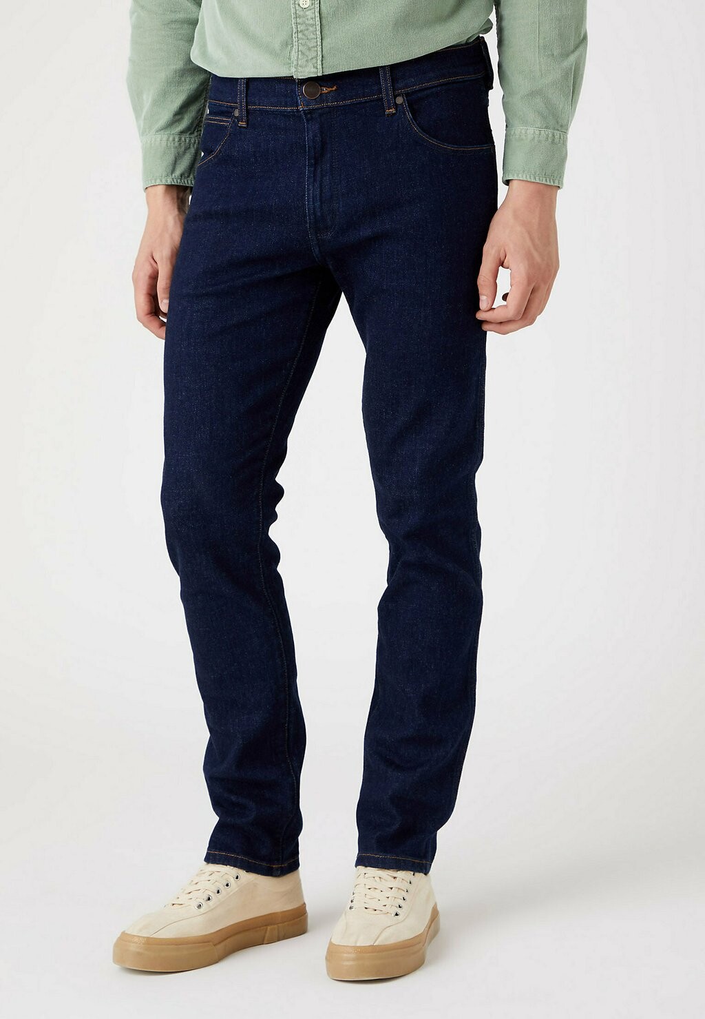 

Джинсы Slim fit Wrangler