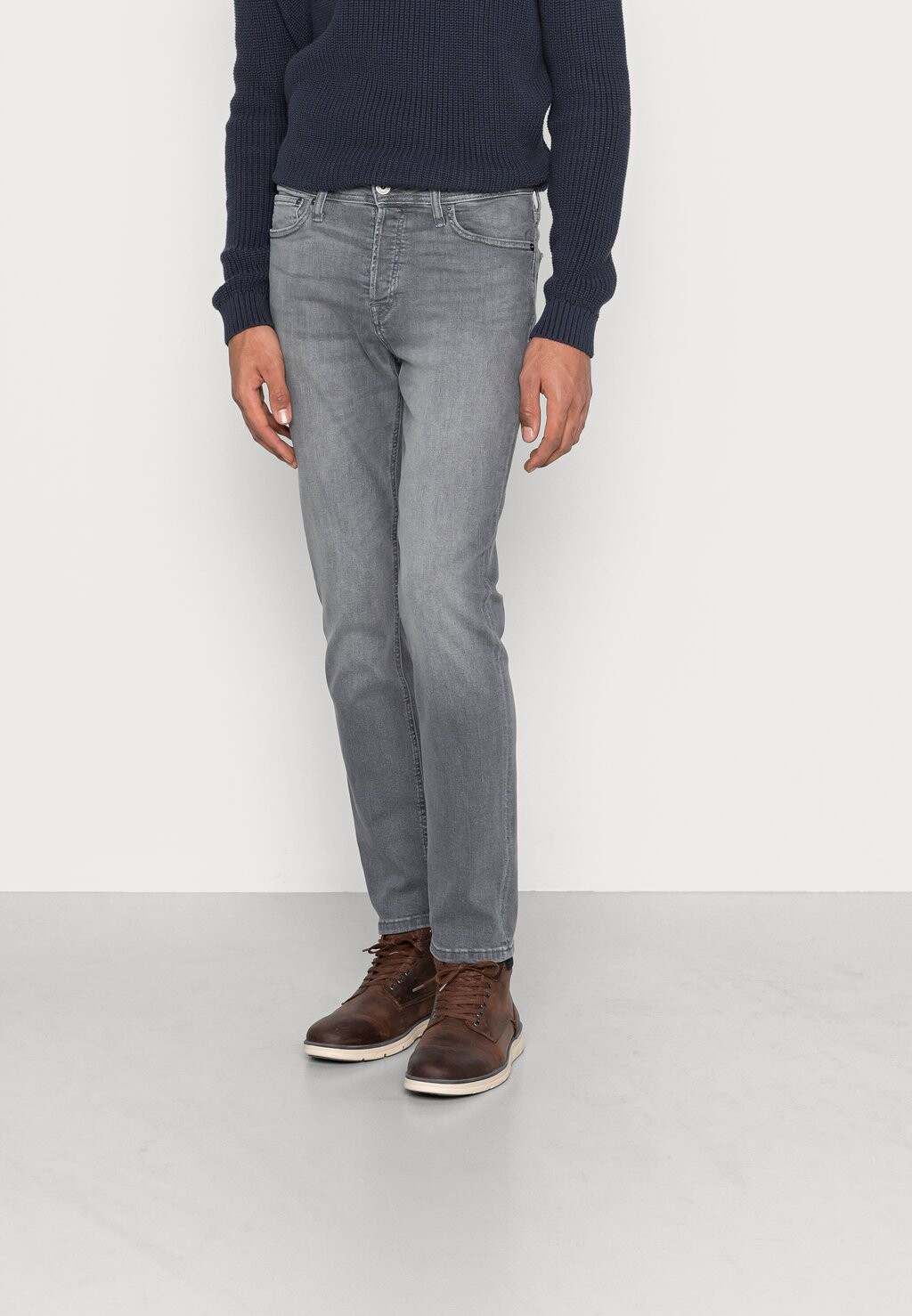 

Джинсы облегающего кроя Jack & Jones