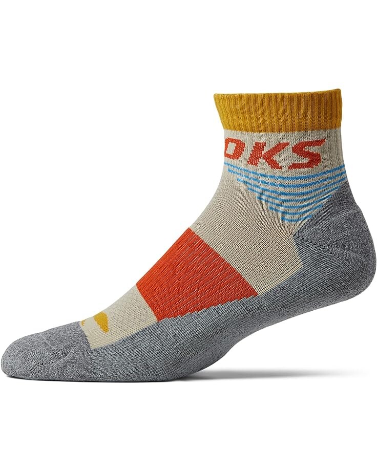 

Носки Brooks High Point Quarter Socks, цвет Oatmeal/Red Clay