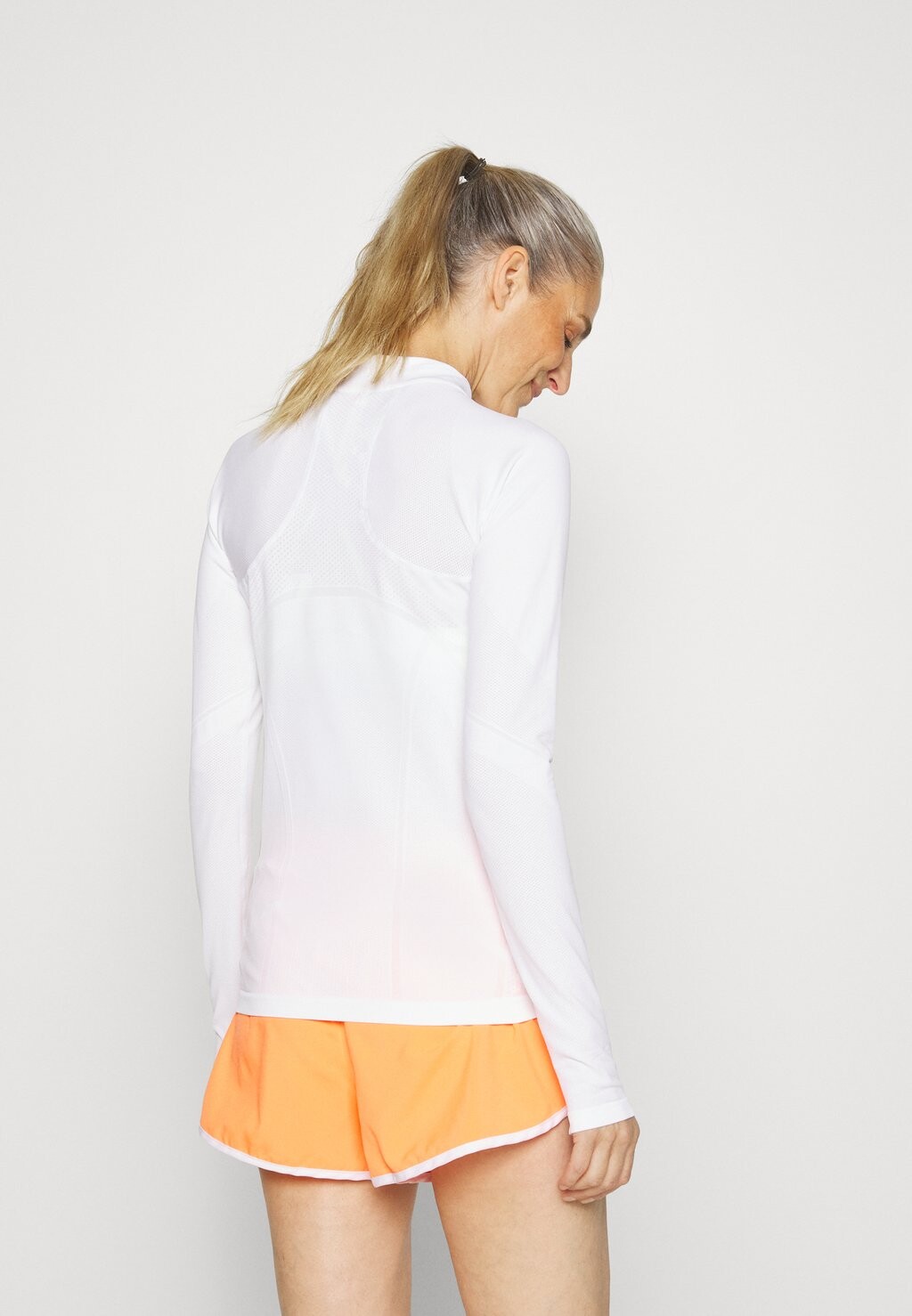 

Рубашка с длинным рукавом Athleta, белый