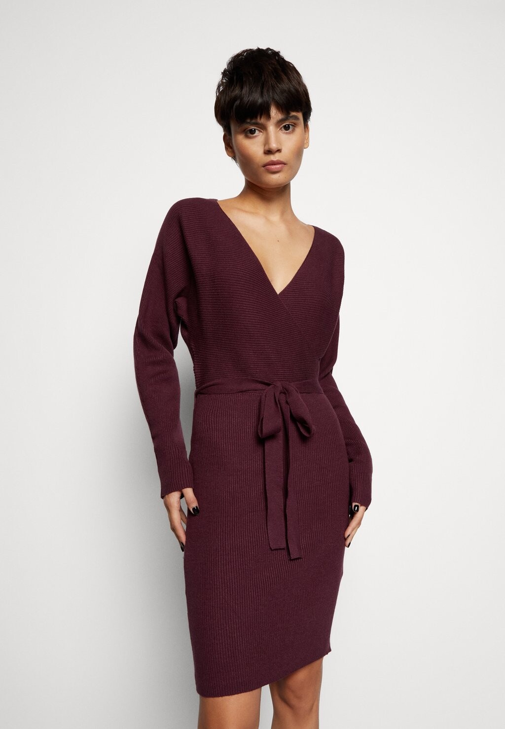 

Платье прямого кроя Vero Moda