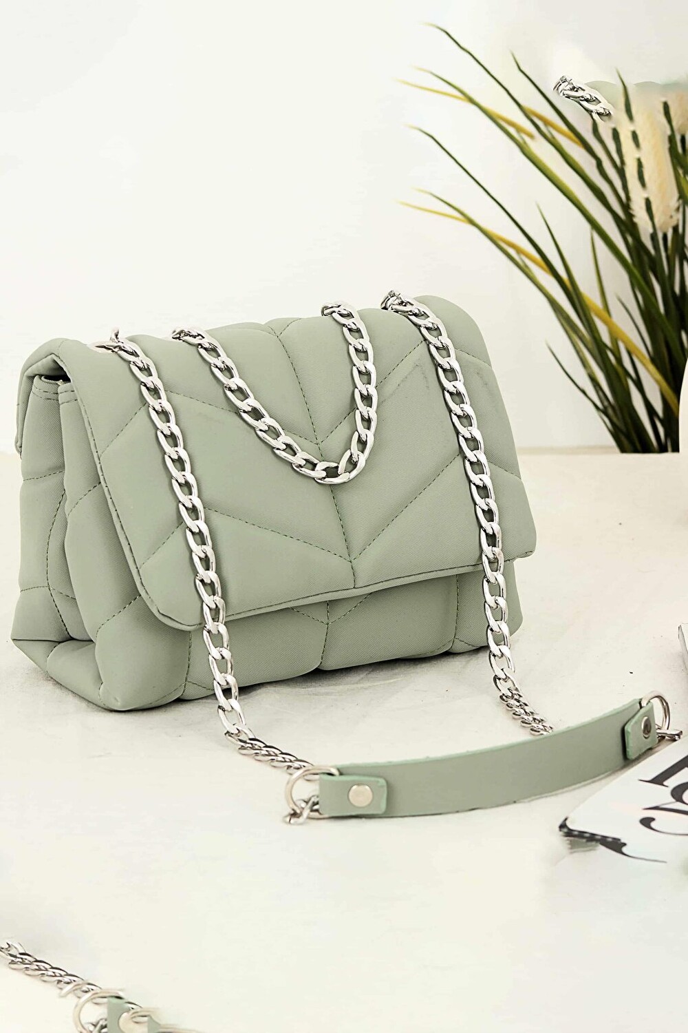 

Женская сумка через плечо Santos с атласным ремешком-цепочкой BP-4742O BİPANYA, светло-водно-зеленый