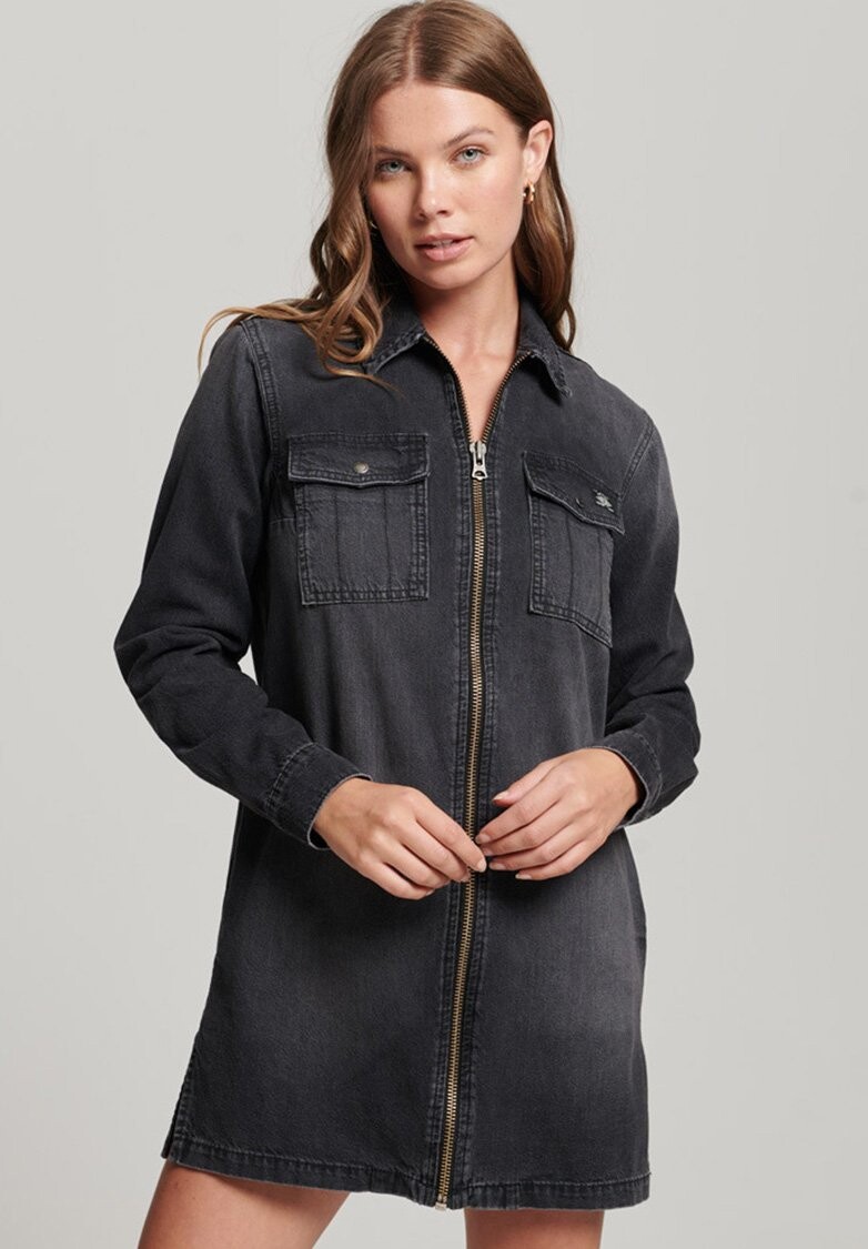 

Джинсовое платье Superdry, темно-серый