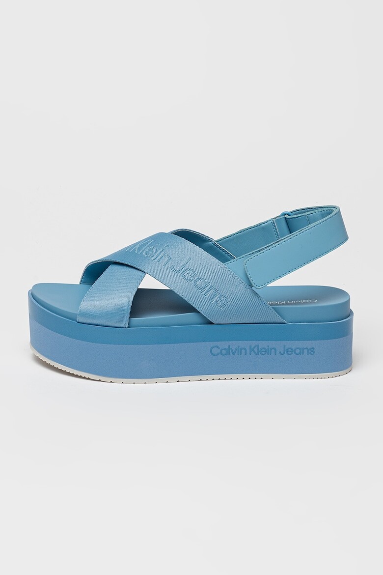 

Сандалии на плоской платформе с логотипом Calvin Klein Jeans, синий
