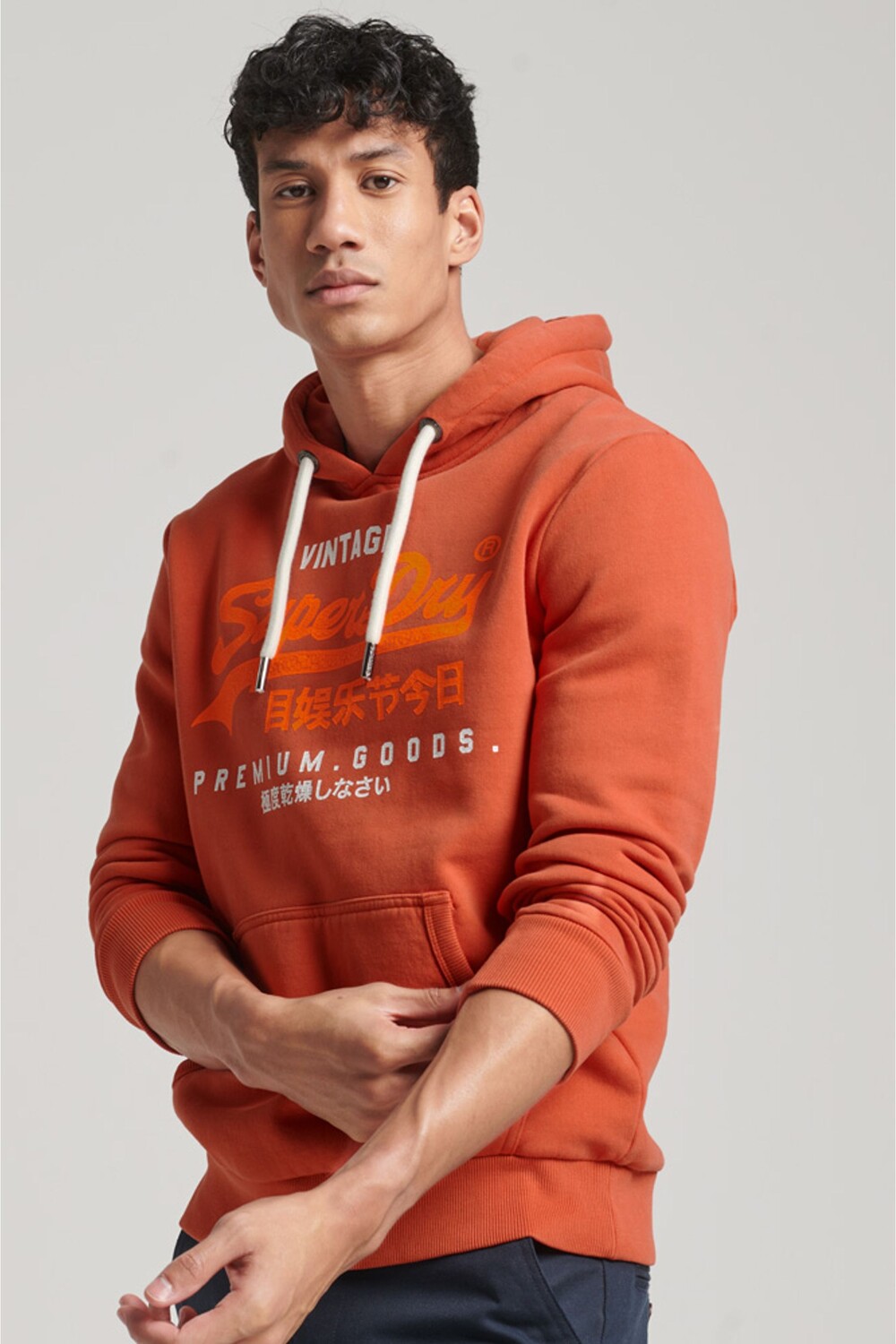 

Толстовка премиум-класса с перекрашенным логотипом Vintage Logo Superdry, оранжевый