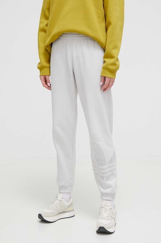 

Спортивные брюки из хлопка adidas Originals, серый