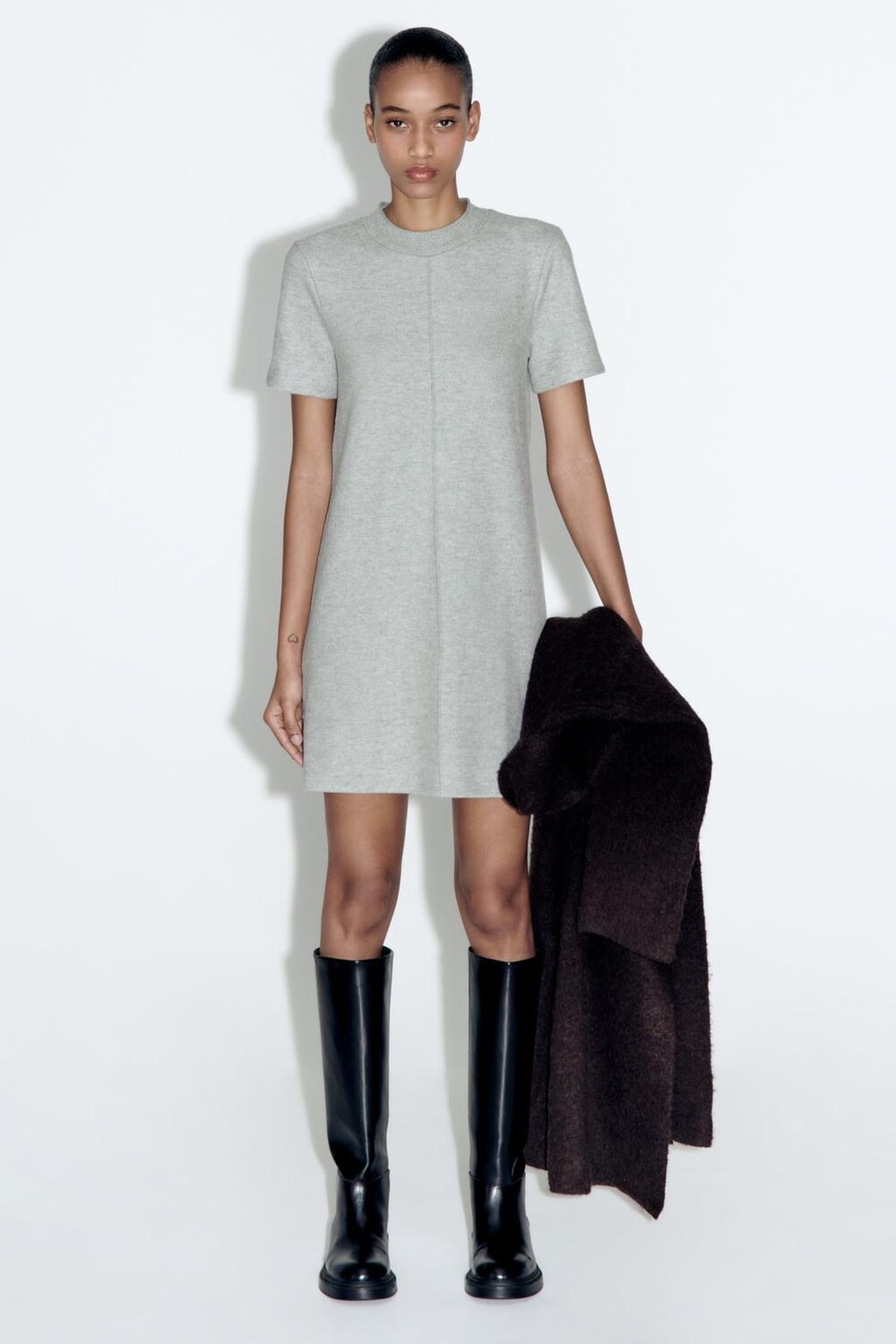 

Короткое мягкое платье ZARA, серый мергель