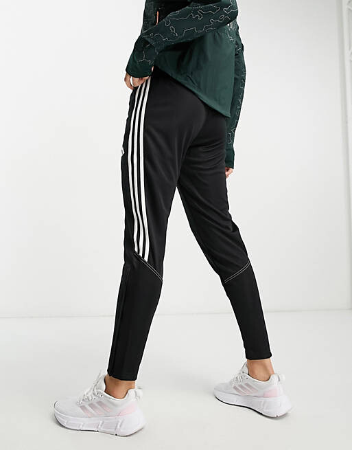 

Черные джоггеры adidas Football Tiro 23