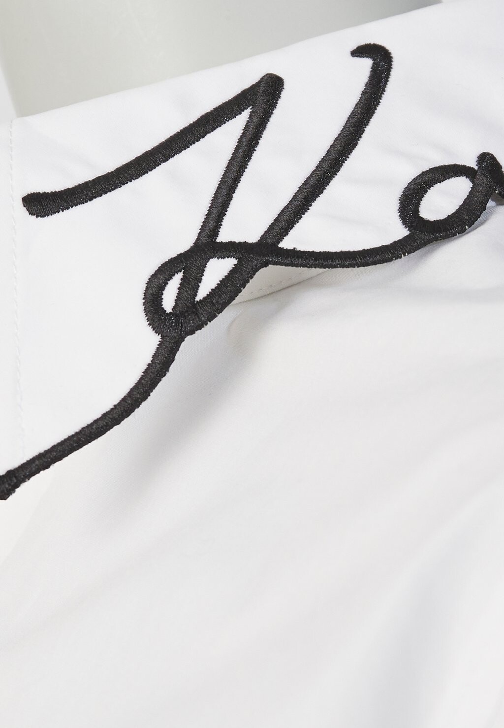 

Блузка на пуговицах SIGNATURE COLLAR KARL LAGERFELD, белый