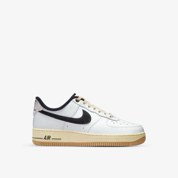 

Кожаные кроссовки Air Force 1 '07 с низким берцем и вышивкой Nike, черный