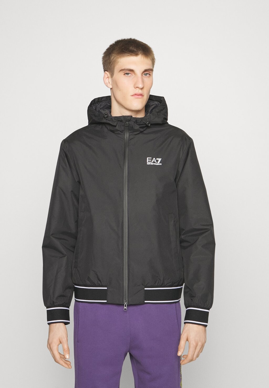 

Ветровка EA7 Emporio Armani, черный