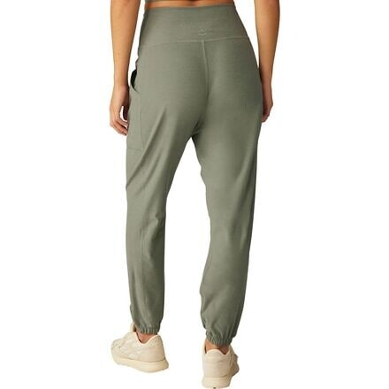 

Джоггеры миди Spacedye City женские Beyond Yoga, цвет Grey Sage Heather