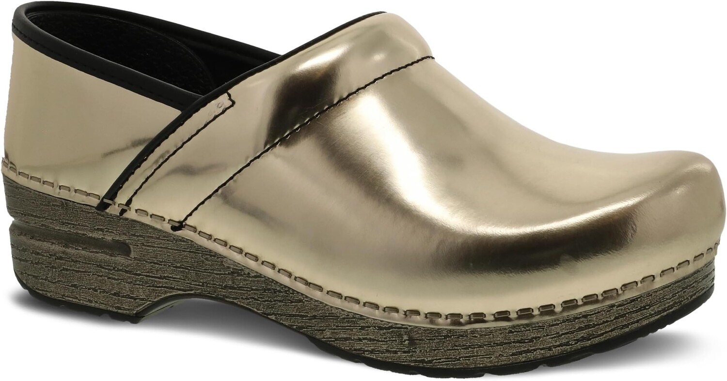 цена Сабо Professional Dansko, цвет Gold Chrome Metallic